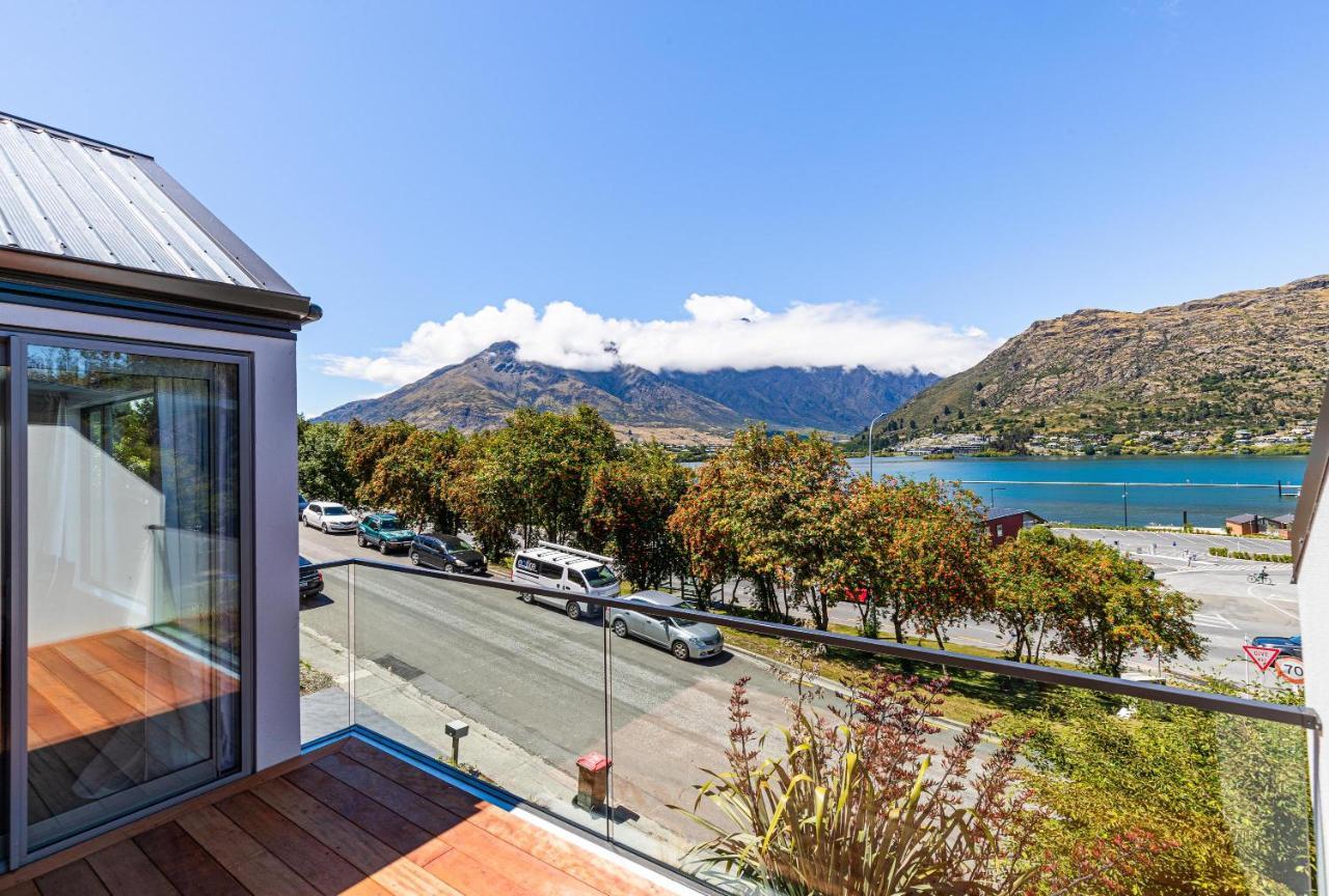 Lovely Marina Views And Sunny Balcony Queenstown Exteriör bild